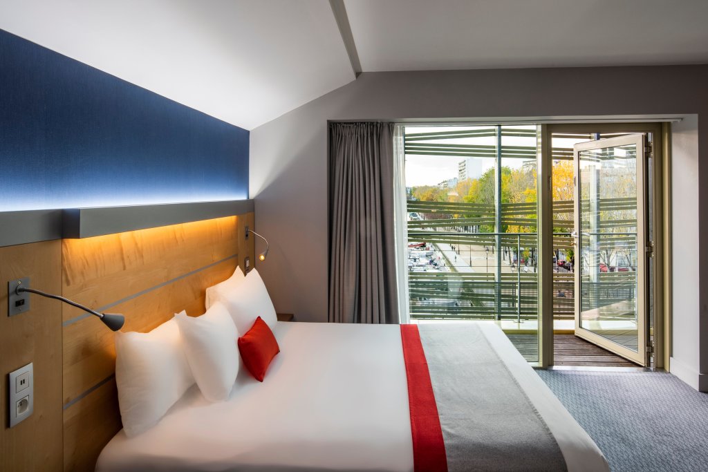 Holiday Inn Express Paris-Canal de la Villette, an IHG Hotel 21