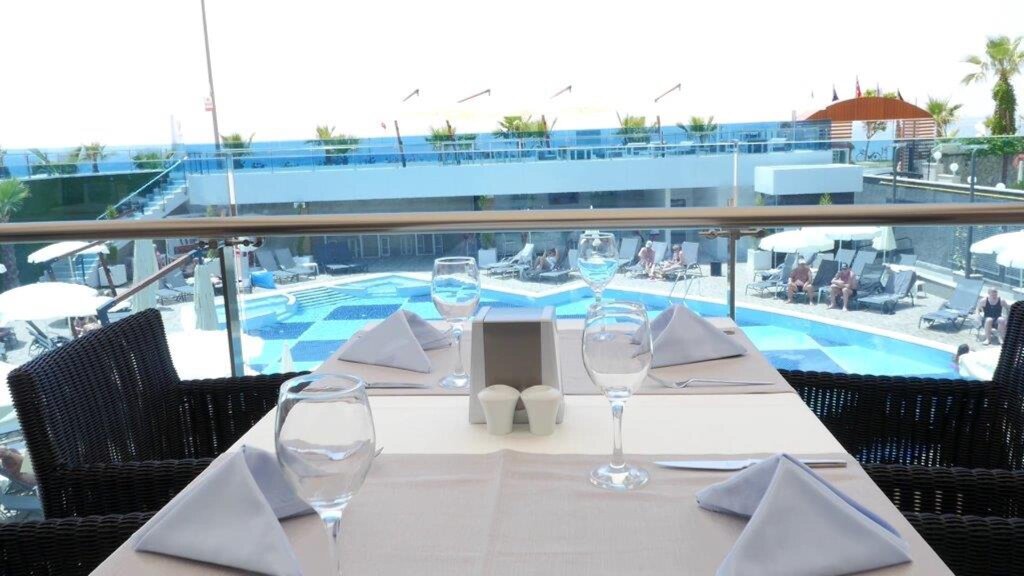 Sunprime C-Lounge Hotel - Adults Only 1