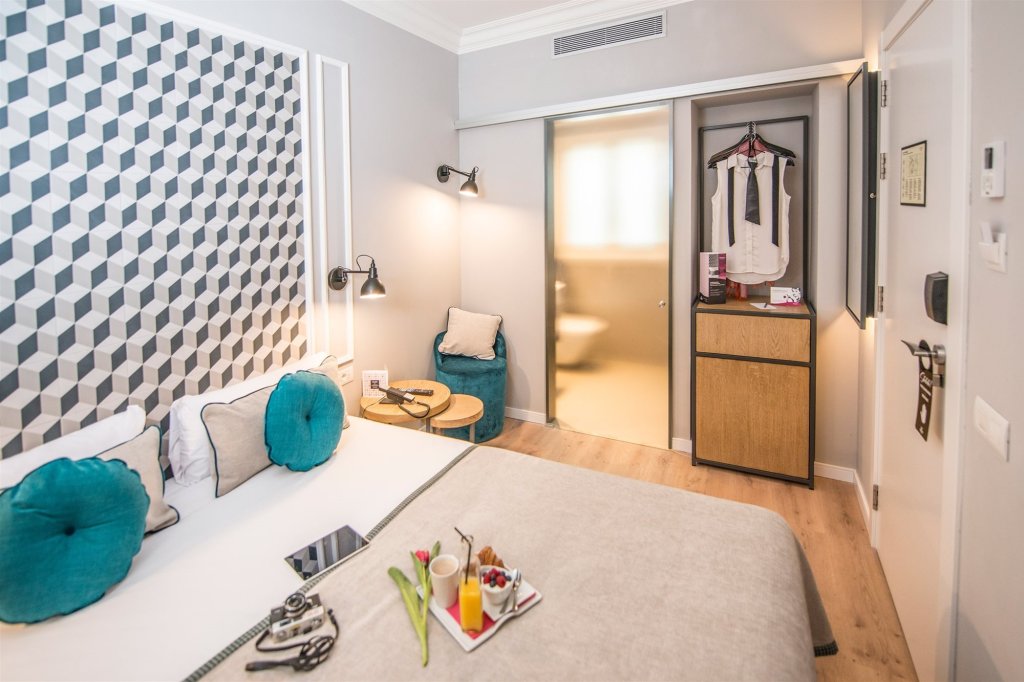 Ona Hotels Mosaic 5