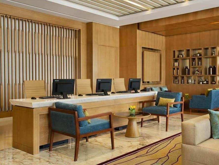 DoubleTree by Hilton Dubai - Jumeirah Beach 10