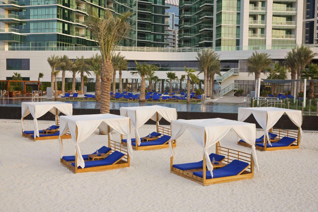 DoubleTree by Hilton Dubai - Jumeirah Beach 14
