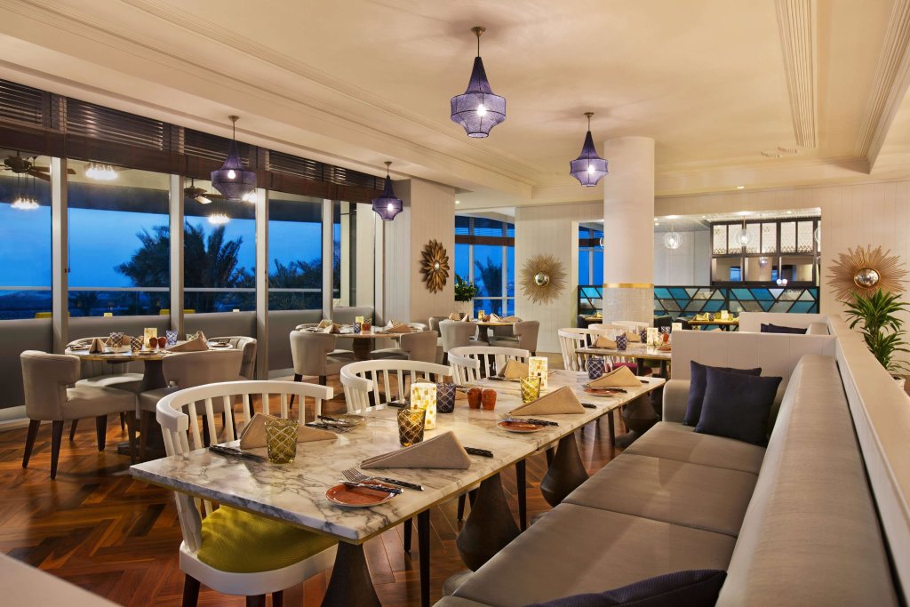 DoubleTree by Hilton Dubai - Jumeirah Beach 5