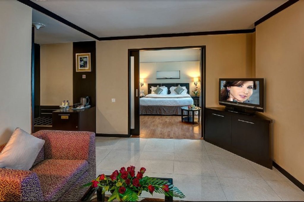 Grandeur Hotel 14