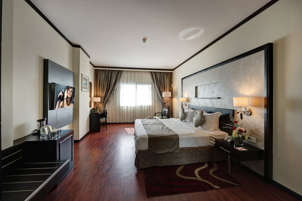 Grandeur Hotel 17