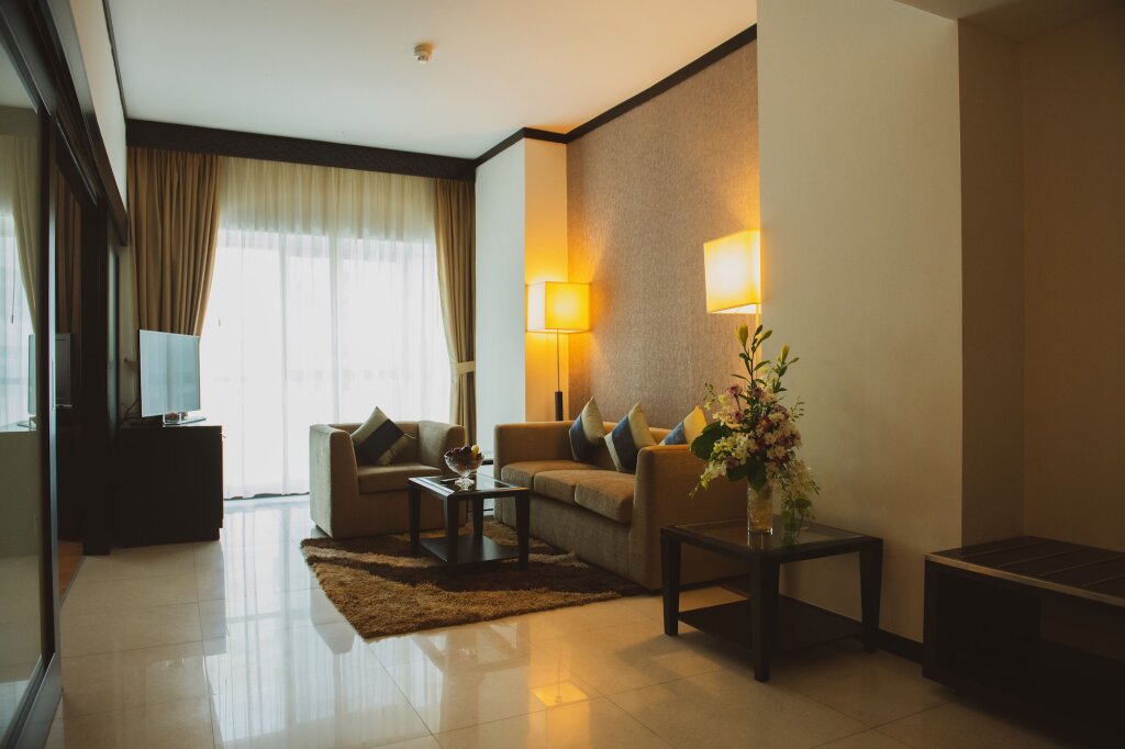 Grandeur Hotel 21