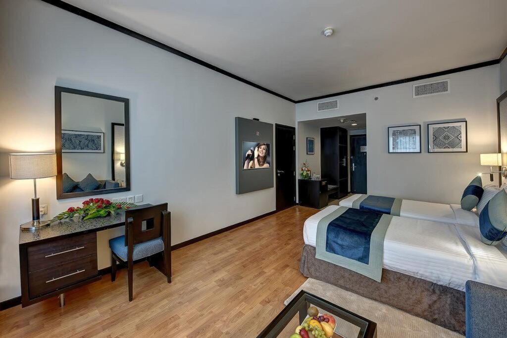Grandeur Hotel 22
