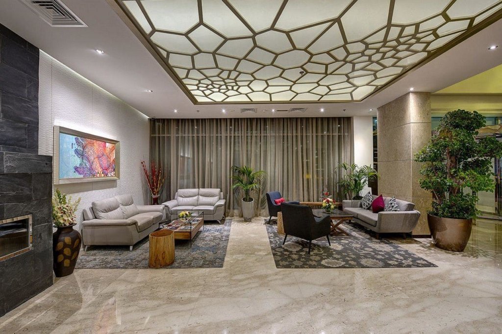 Grandeur Hotel 23
