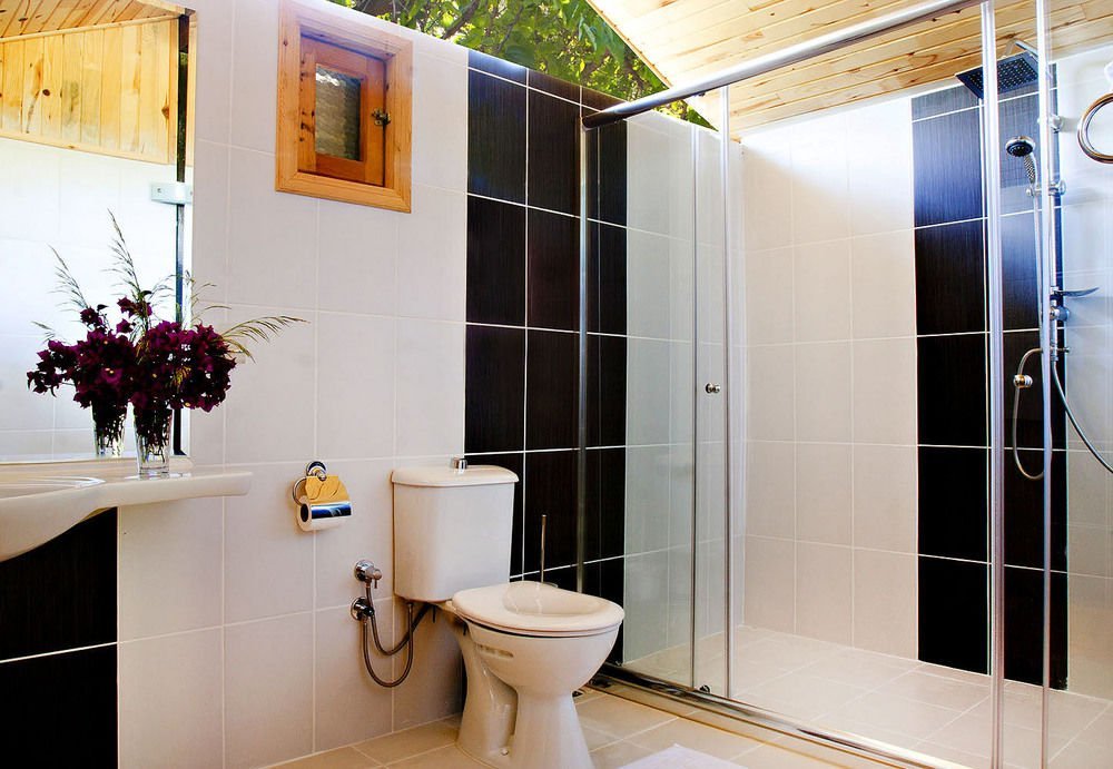 Etenna Beach Bungalows 4