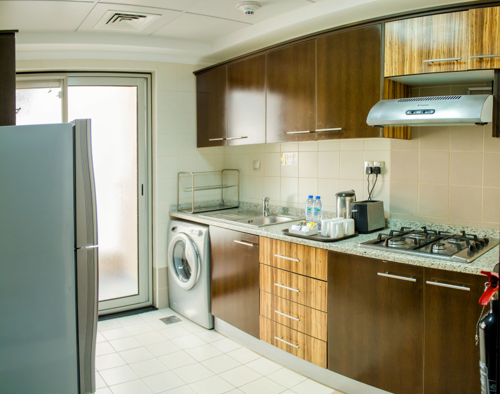 Al Majaz Premiere Hotel Apartment 14