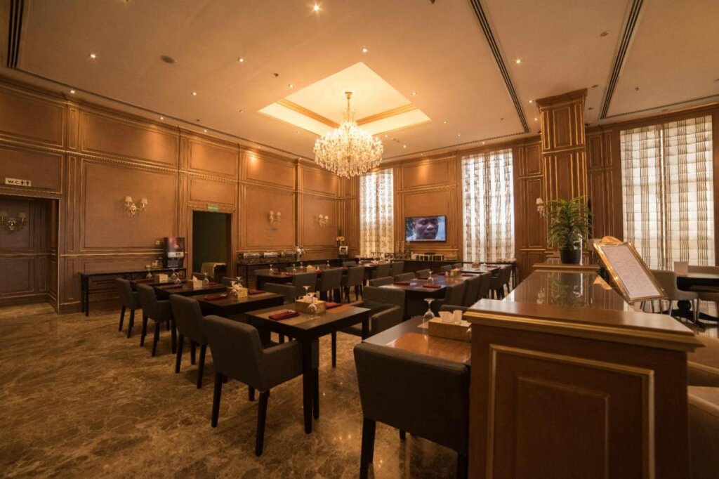 Strato Hotel by Warwick 19