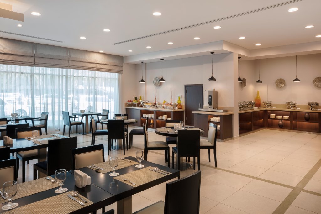 Holiday Inn Express Dubai Safa Park, an IHG Hotel 10