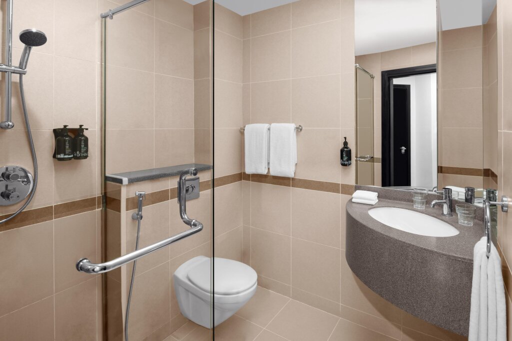 Holiday Inn Express Dubai Safa Park, an IHG Hotel 12