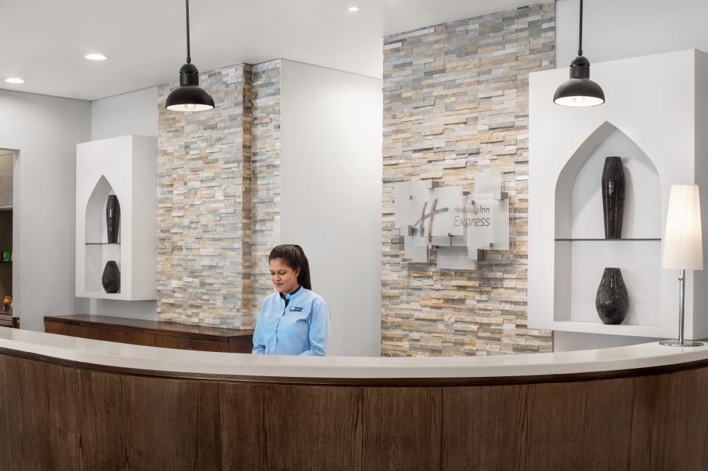 Holiday Inn Express Dubai Safa Park, an IHG Hotel 20