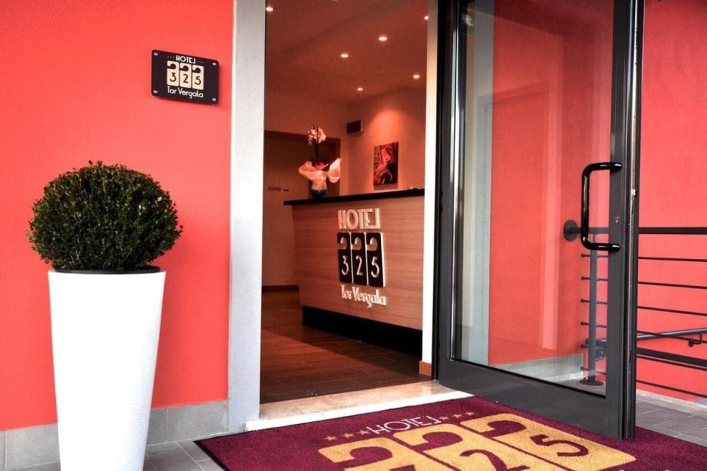 Hotel 325 Tor Vergata 4