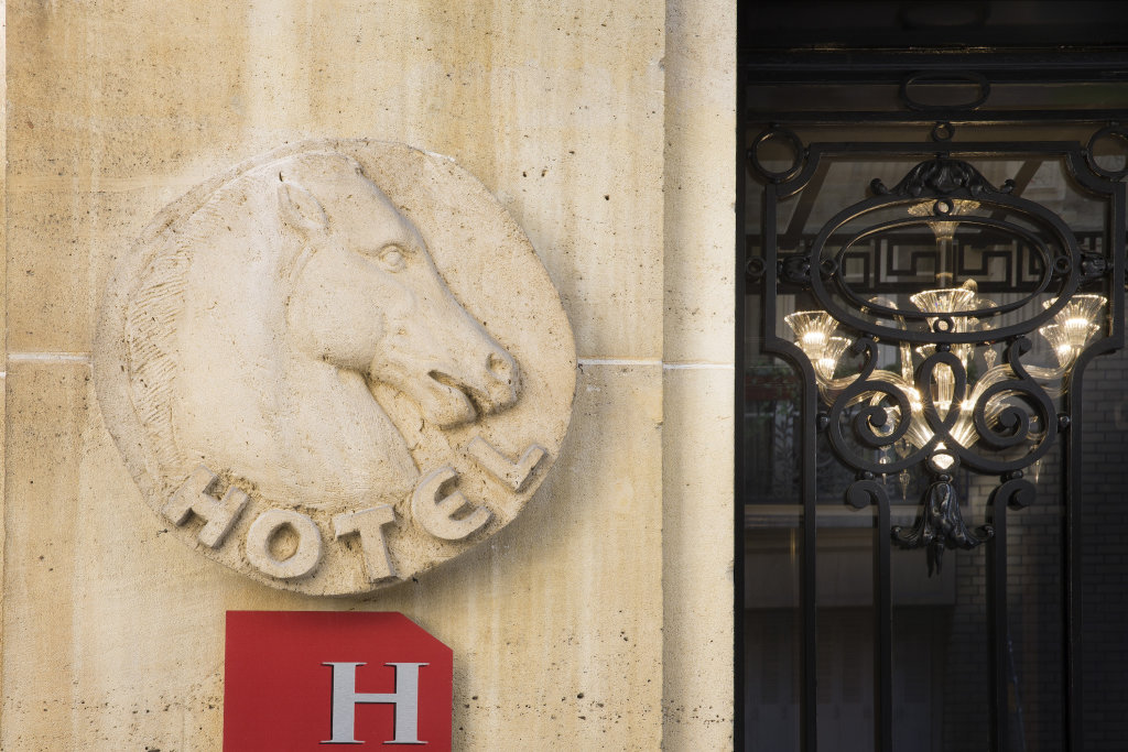 Hotel Ares Eiffel 15