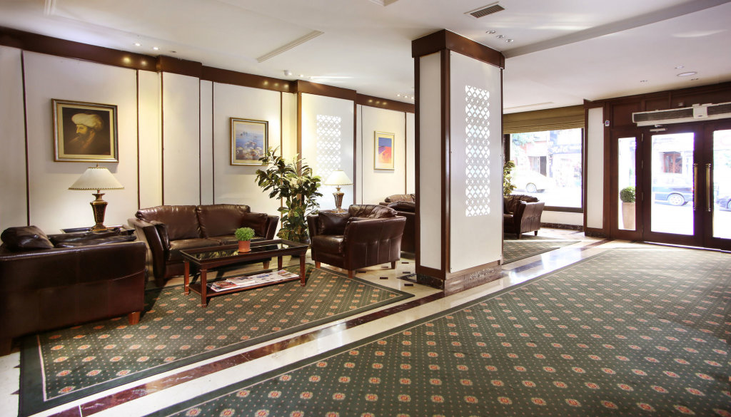 Berr Hotel 13