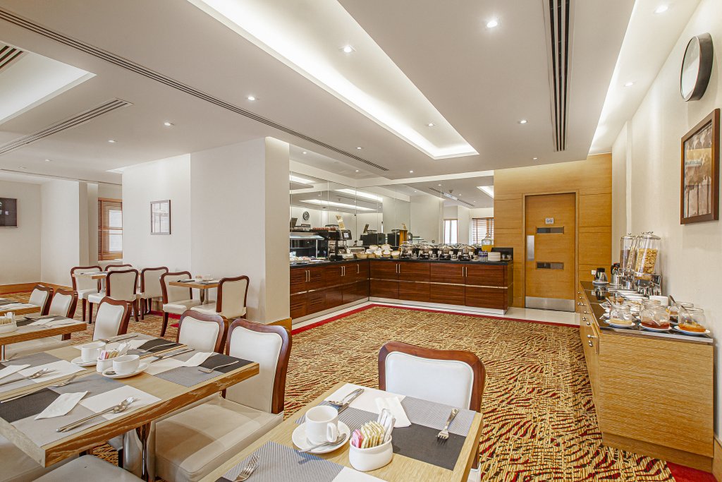 Golden Sands Hotel Sharjah 3