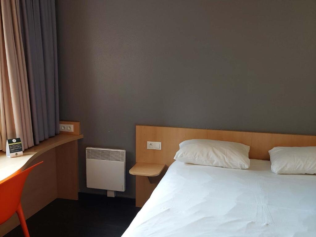 ibis Paris Orly Rungis 13