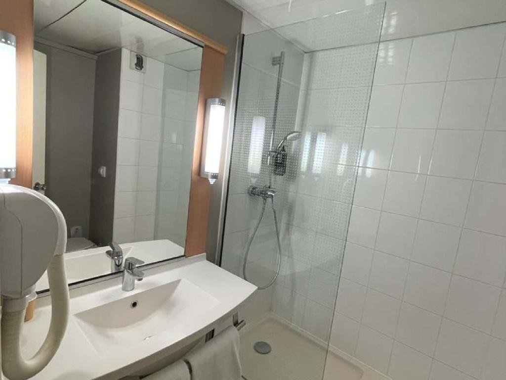 ibis Paris Orly Rungis 16
