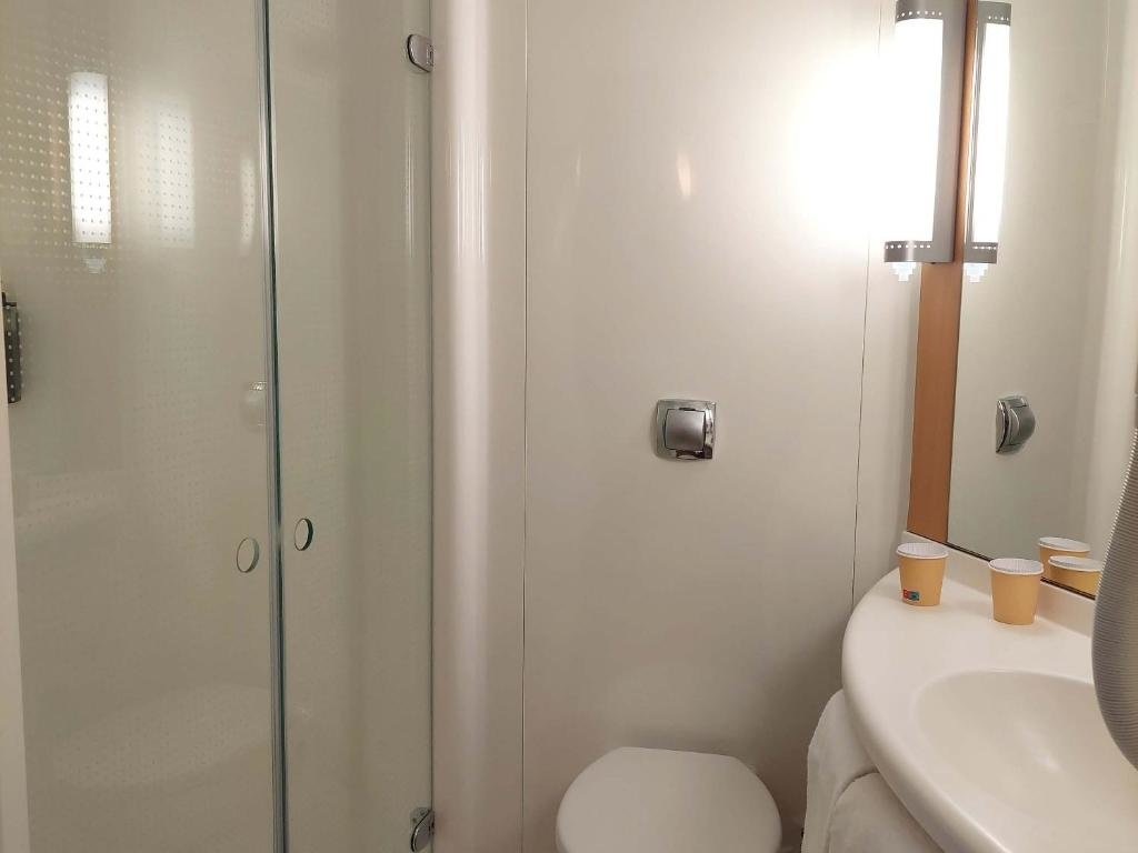 ibis Paris Orly Rungis 17