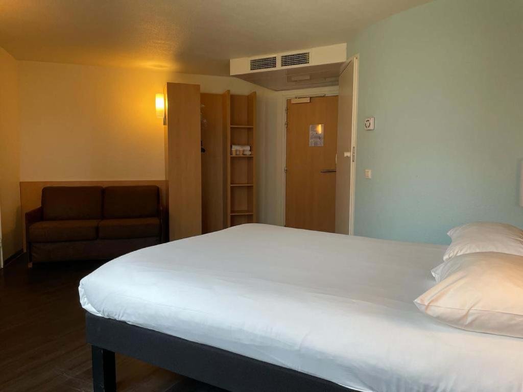 ibis Paris Orly Rungis 7