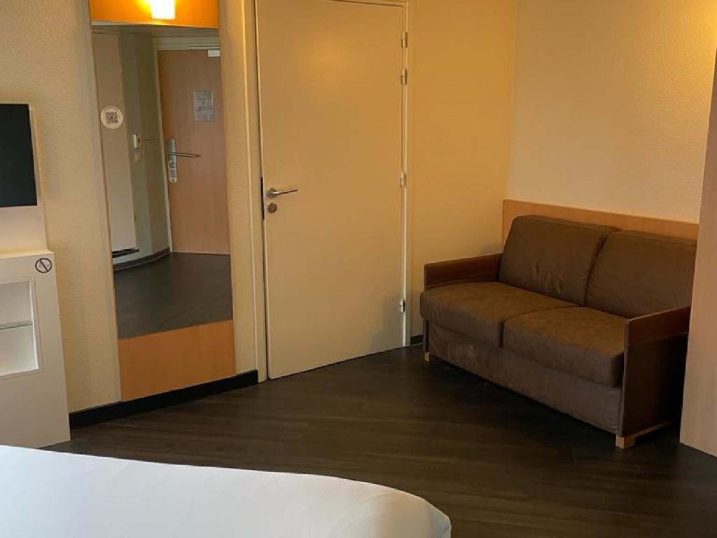ibis Paris Orly Rungis 8