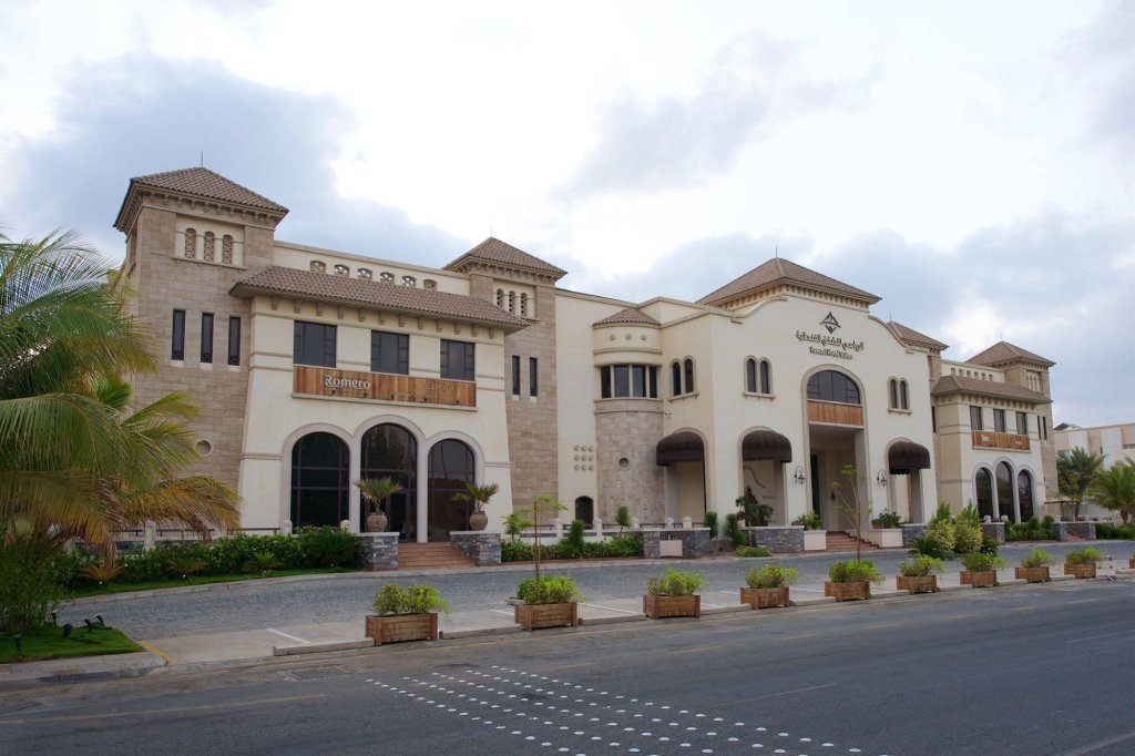 Rawasi Hotel Suites 1
