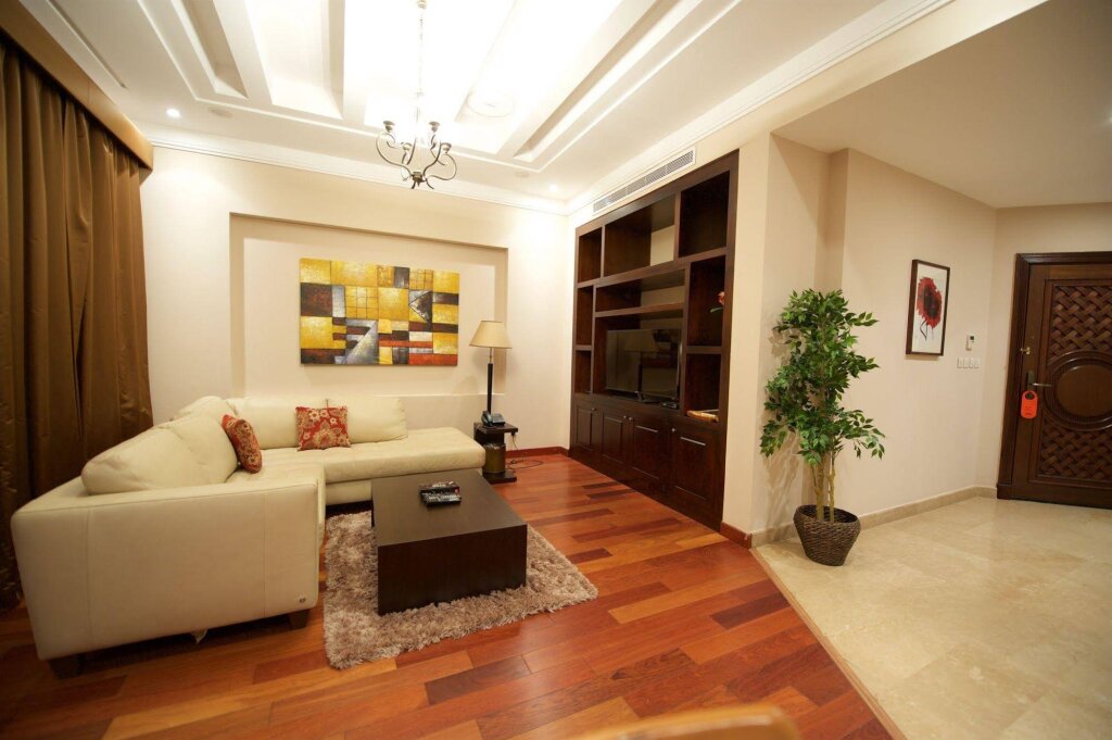 Rawasi Hotel Suites 19