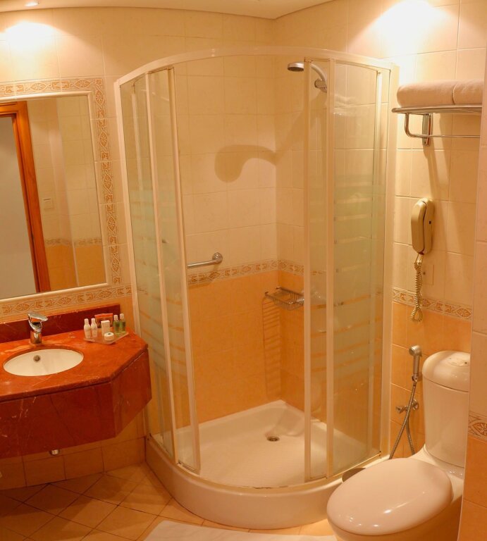 Sharjah Premiere Hotel Resort 19