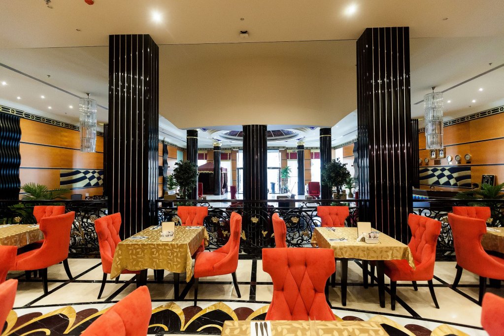 Red Castle Hotel 12