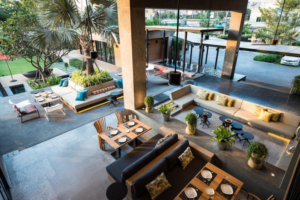 The Silver Palm Hotel 14