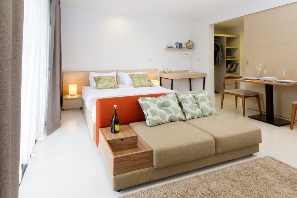 The Silver Palm Hotel 5