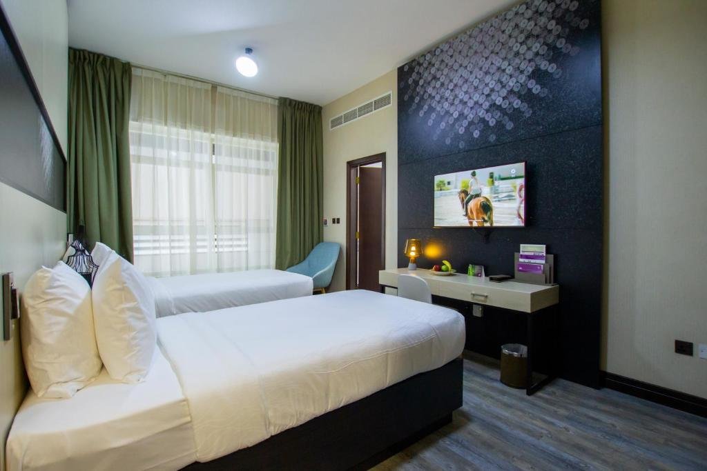 TIME Express Hotel Al Khan 1