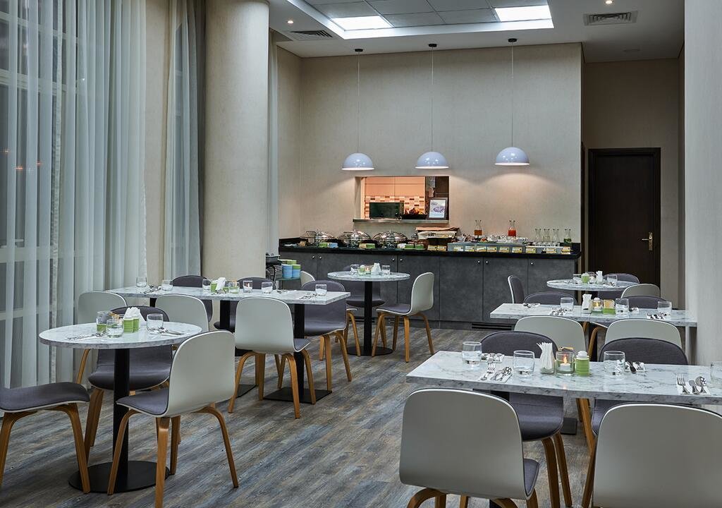 TIME Express Hotel Al Khan 16