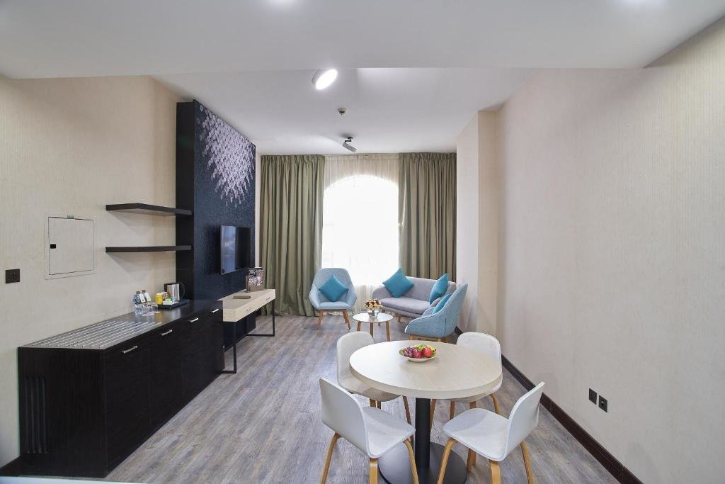 TIME Express Hotel Al Khan 17