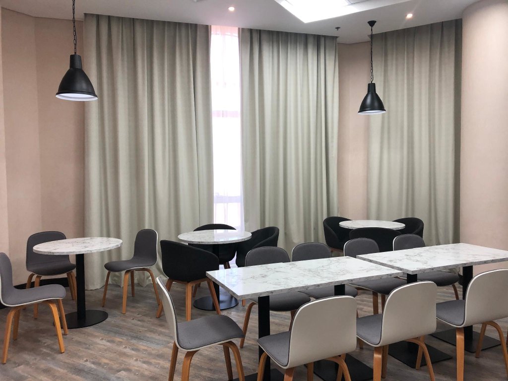 TIME Express Hotel Al Khan 22