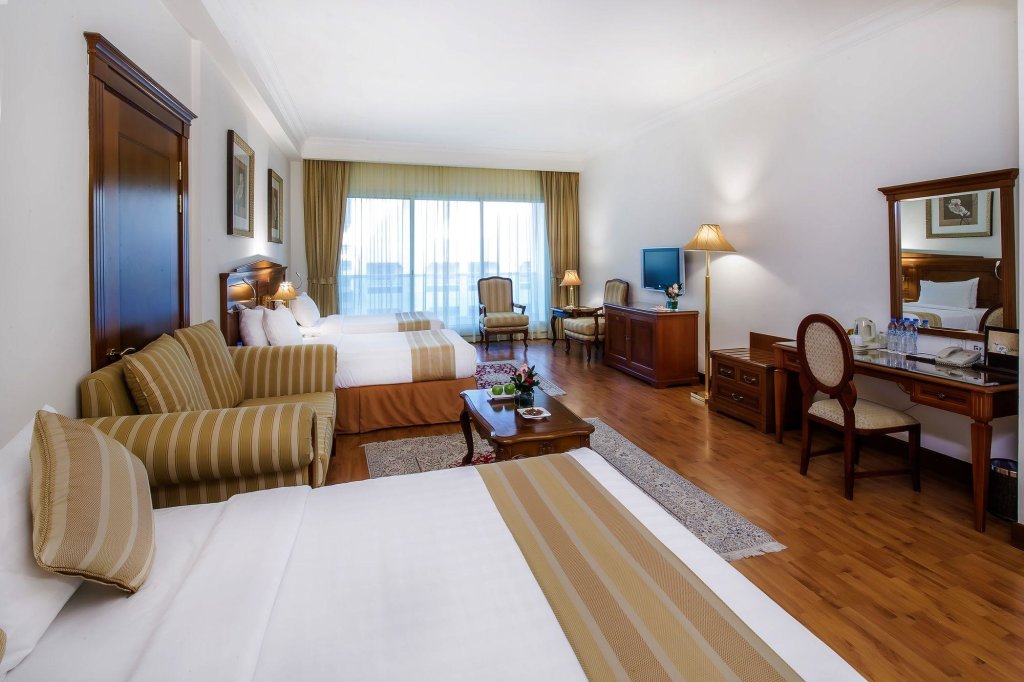 Grand Excelsior Hotel Bur Dubai 12