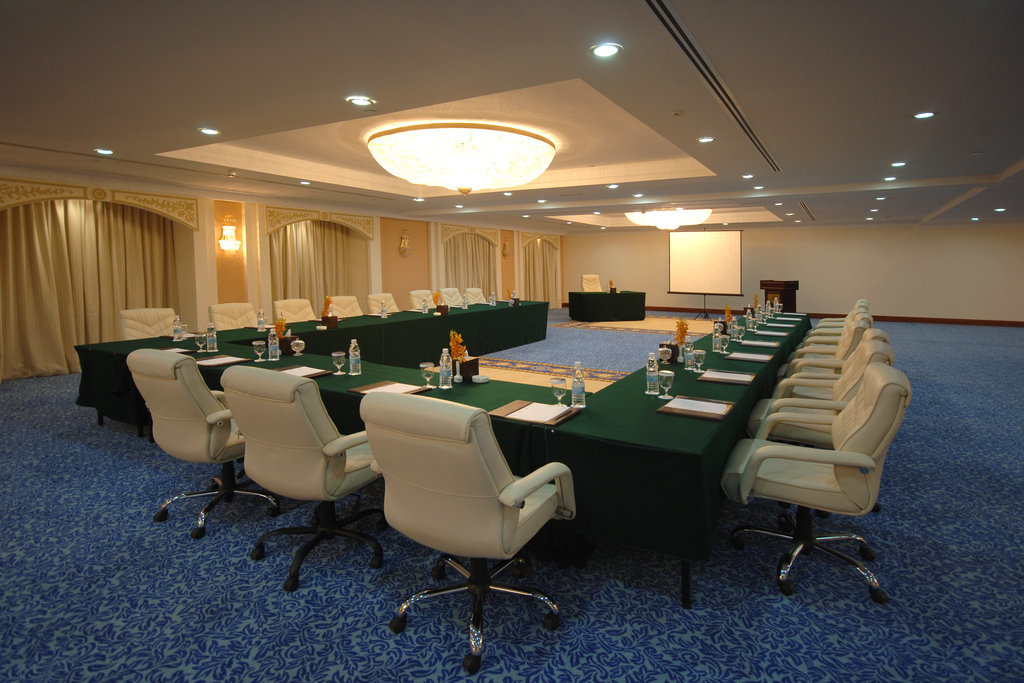 Grand Excelsior Hotel Bur Dubai 24