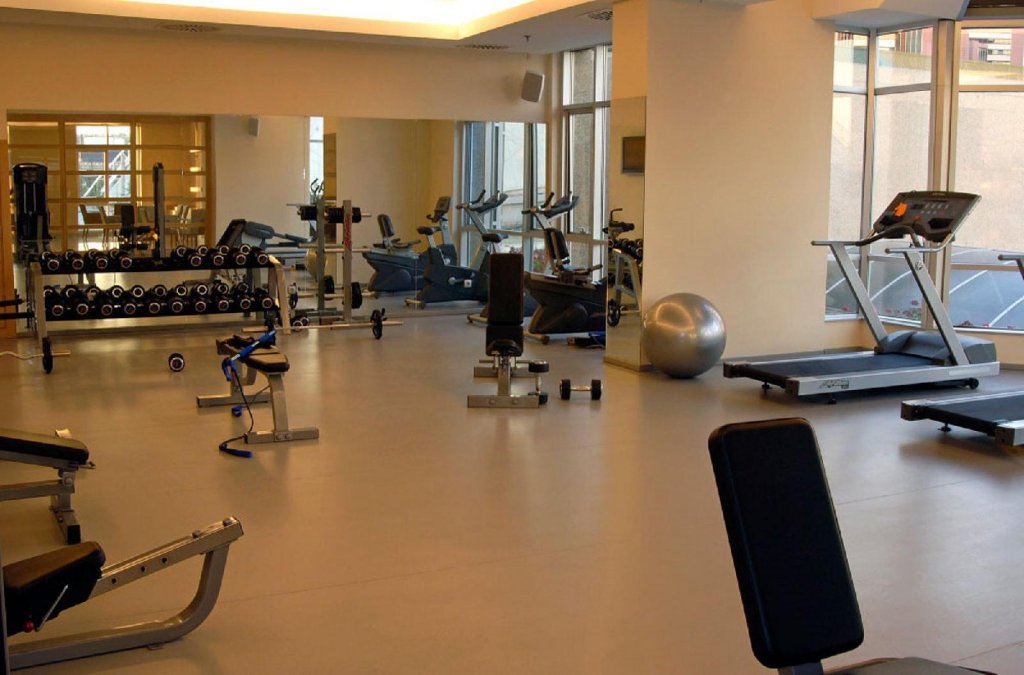 WOW Airport Hotel 12
