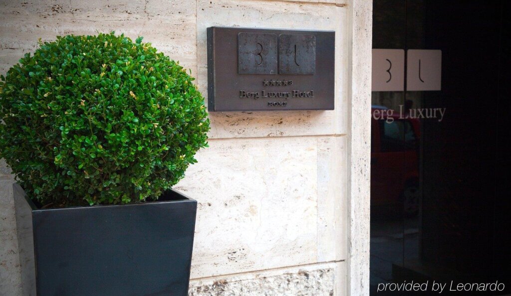Divina Luxury Hotel 2