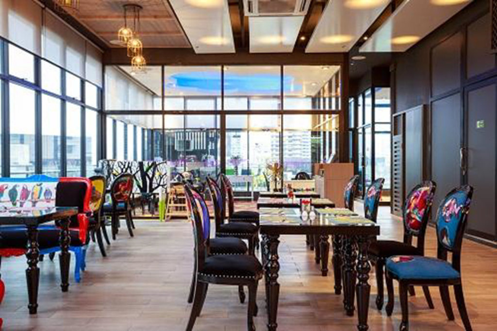 Hotel Clover Asoke 11