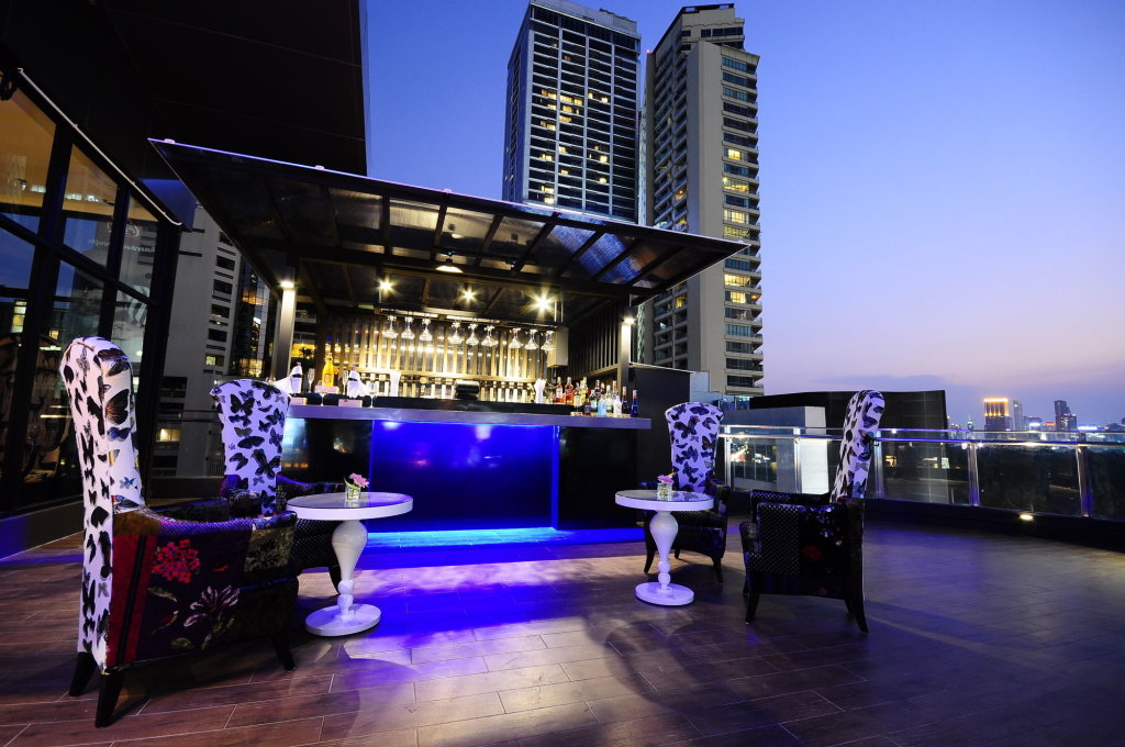 Hotel Clover Asoke 16