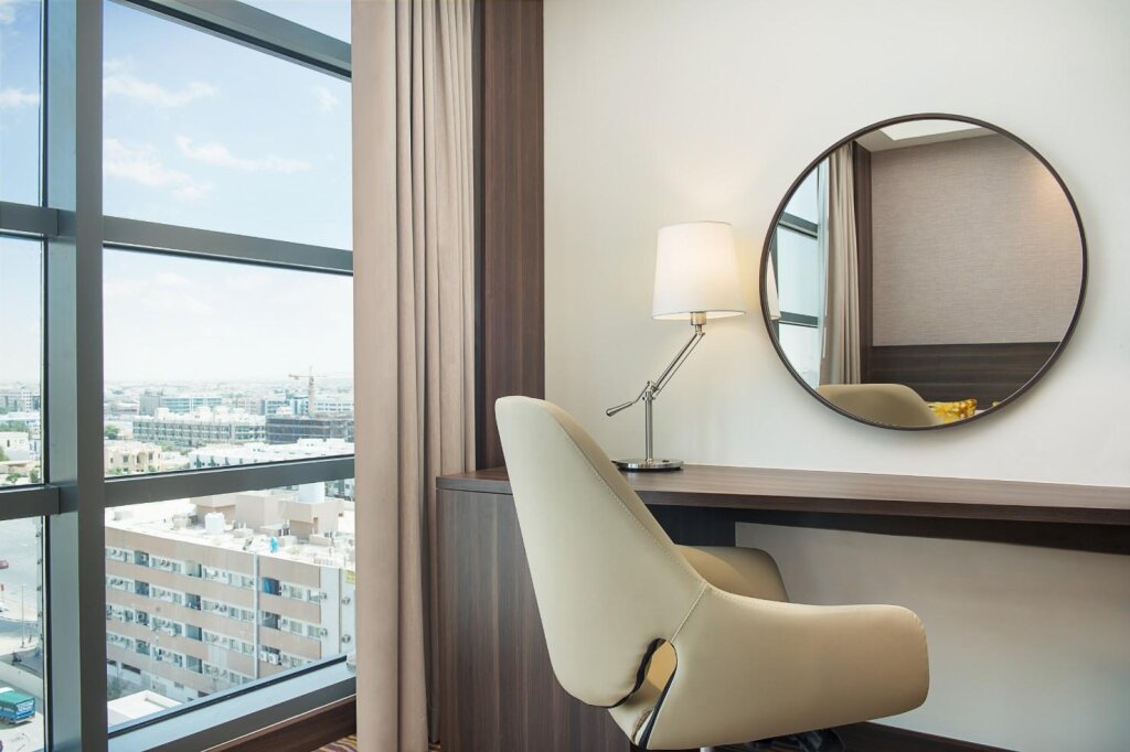 Hampton by Hilton Dubai Airport 17