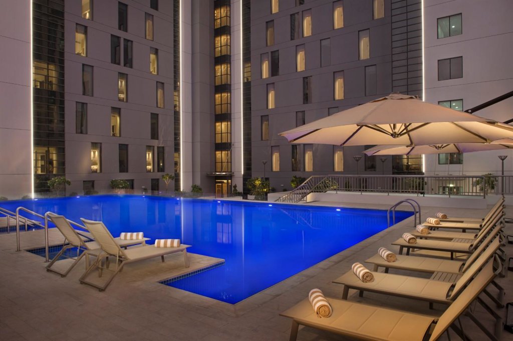 Hampton by Hilton Dubai Airport 19