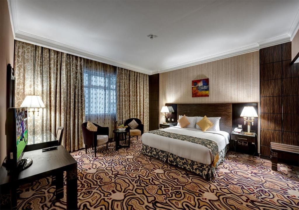 Sharjah Palace Hotel 13