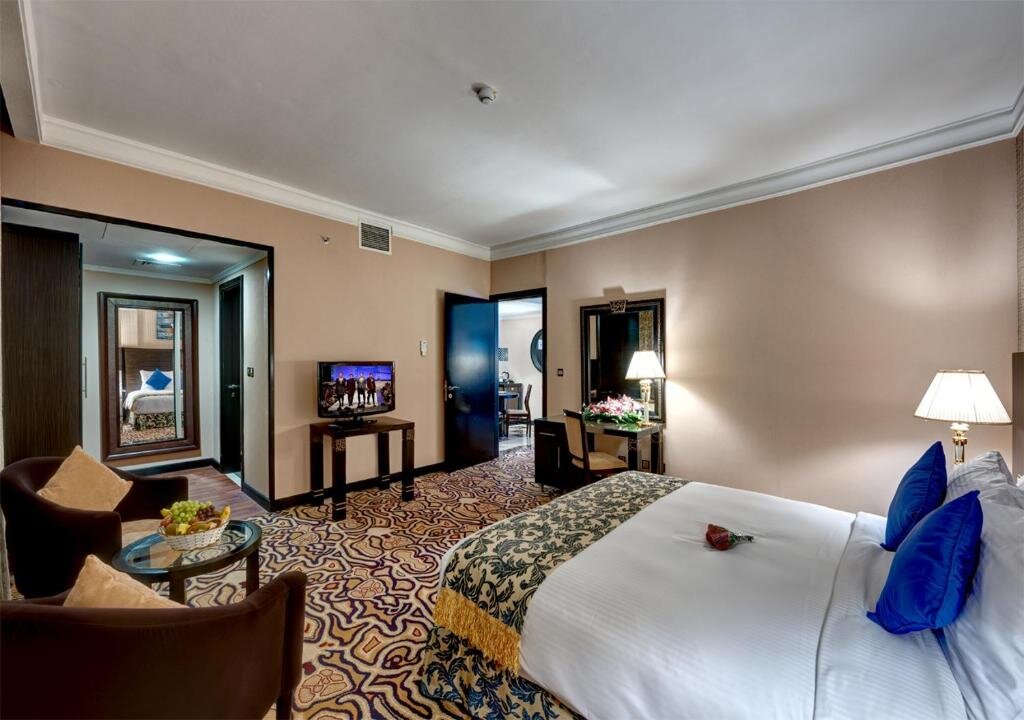 Sharjah Palace Hotel 14