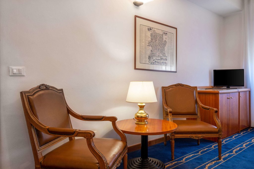 Quality Hotel Nova Domus 21