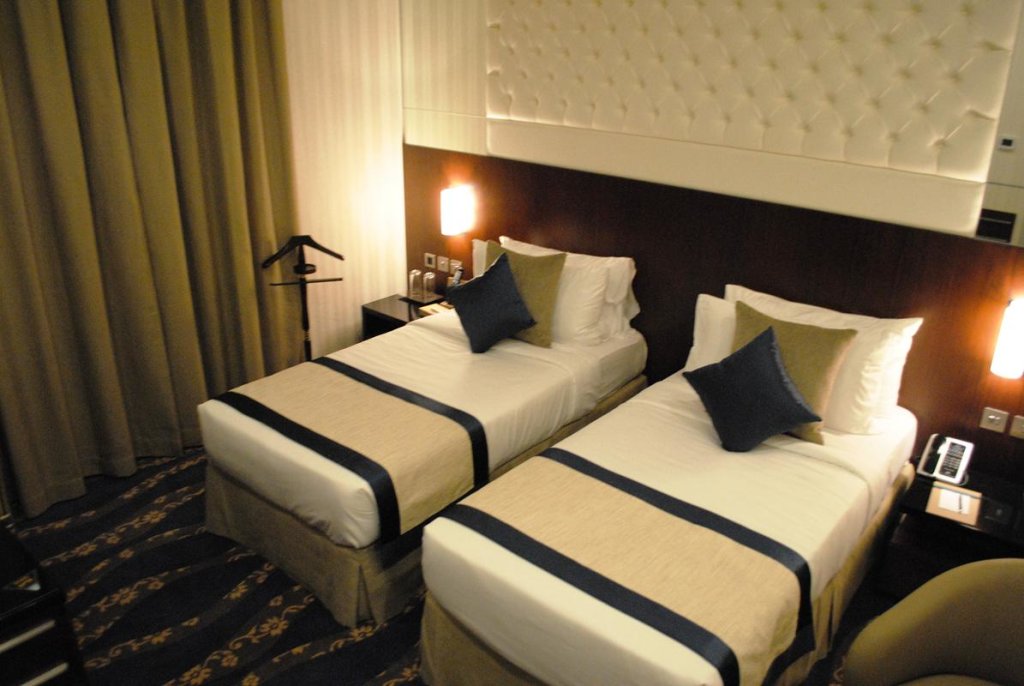 Raviz Center Point Hotel 13