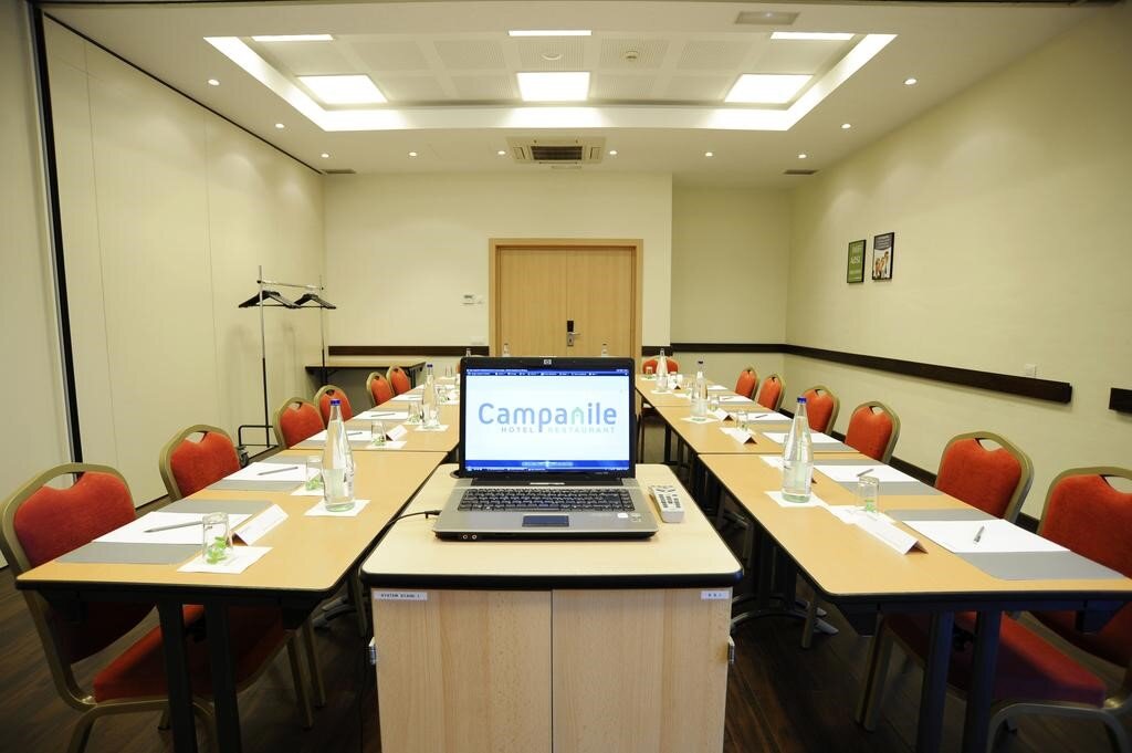 Hotel Campanile BARCELONA SUD - Cornella 11