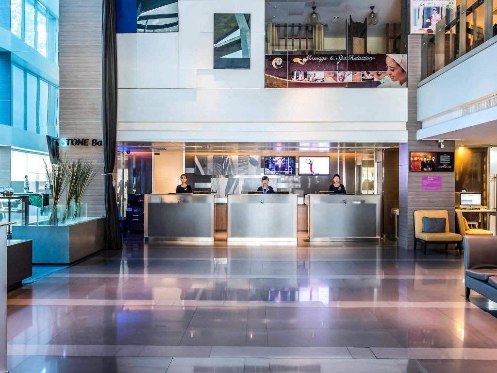 Novotel Bangkok Silom Road 15